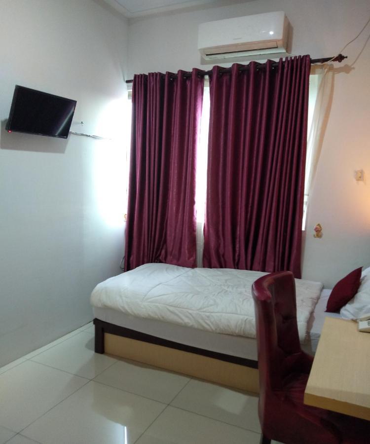 D&D Guest House & Cafe Syariah Medan Eksteriør billede